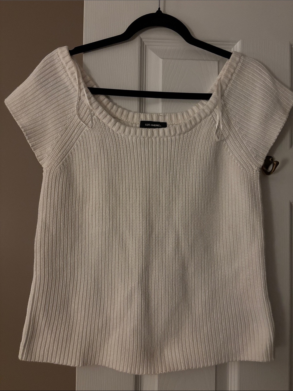 525 America White Ribbed Scoop-Neck Cap-Sleeve Knit Top